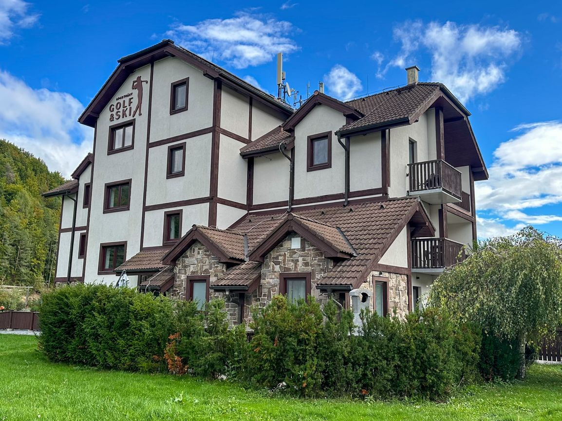 69f5c7e6cdd1d6a9de0f3e5e Apartmán s výhľadom v Golf & Ski Resort, Valča