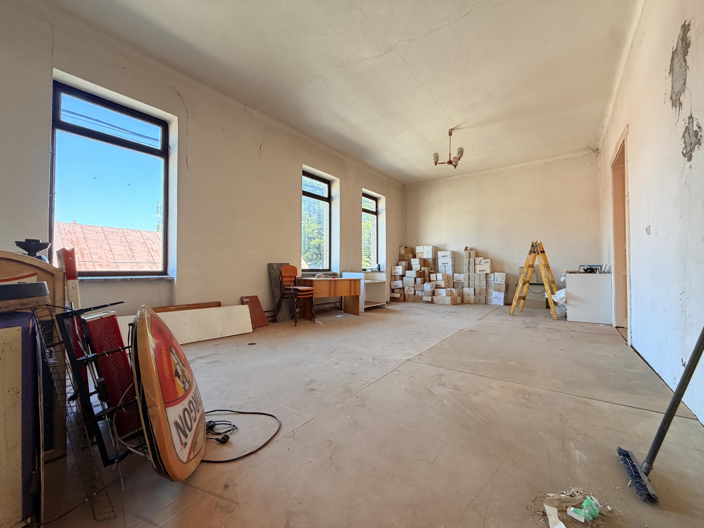6a4365b20939de6cb90d9936 Kancelárske priestory, 58 m² | Turzovka, stred