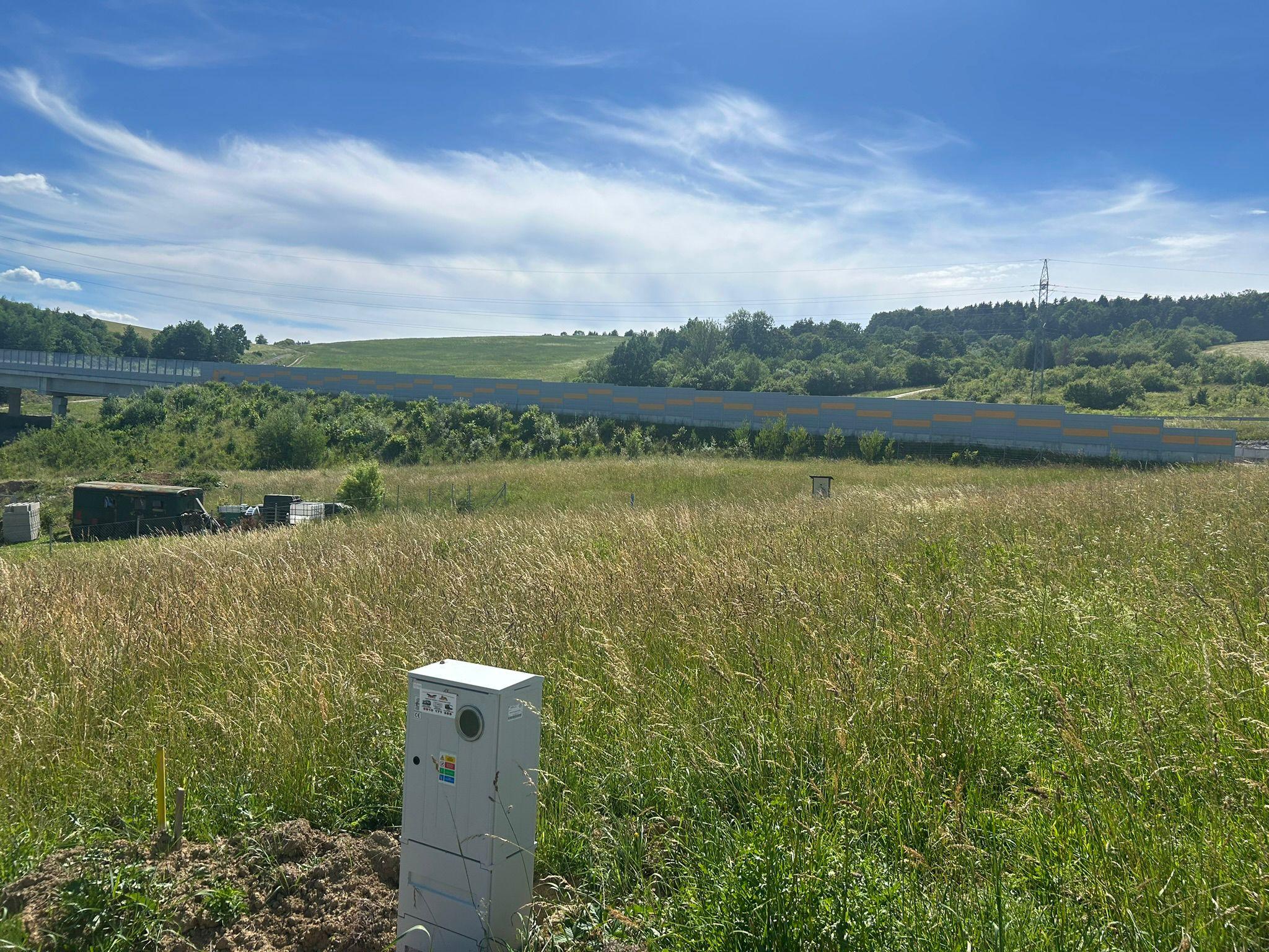 6a4a5bf7de2242ea4e0d1844 Stavebný pozemok s povolením – Bitarová